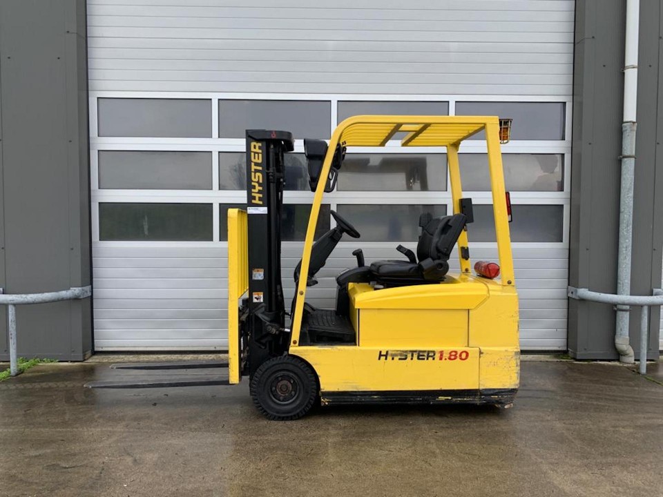 Hyster J1 80XMT 1